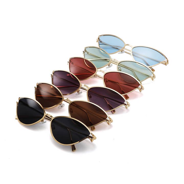 Slanke Retro Getinte Lenzen Cat Eye Dames Zonnebril voor wholesale door Cramilo Eyewear
