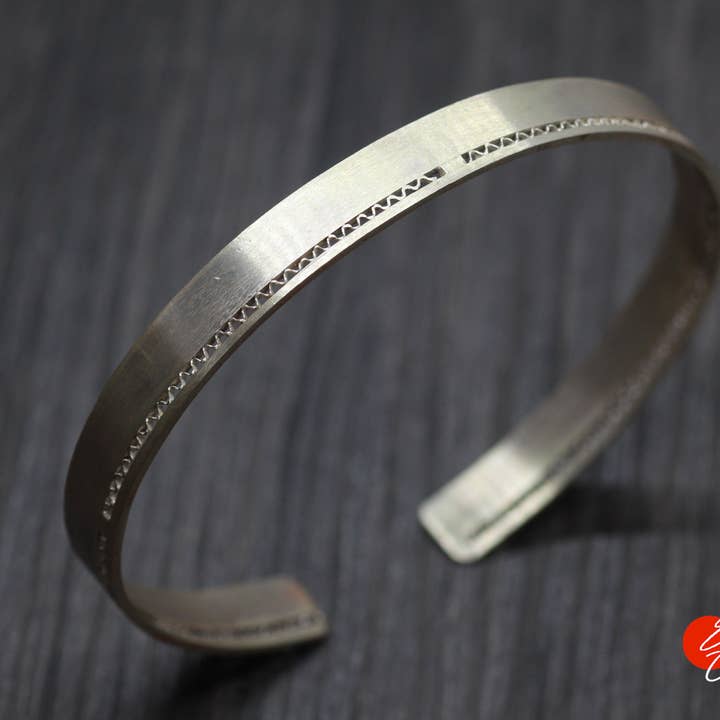 “Zig” bracelet for wholesale by Etcaetera Création