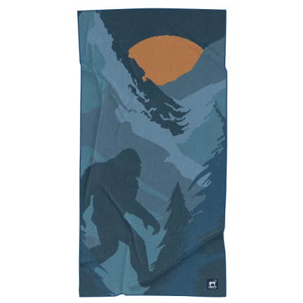 Sasquatch Habitat Car Seat Cover Towel for wholesale by Sprints