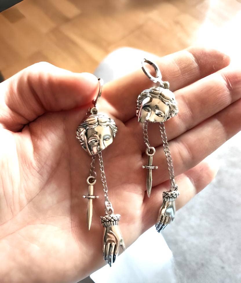 Wild & Free - Wholesale Dangle Earrings - Pendientes de plata eclécticos con cara romana1