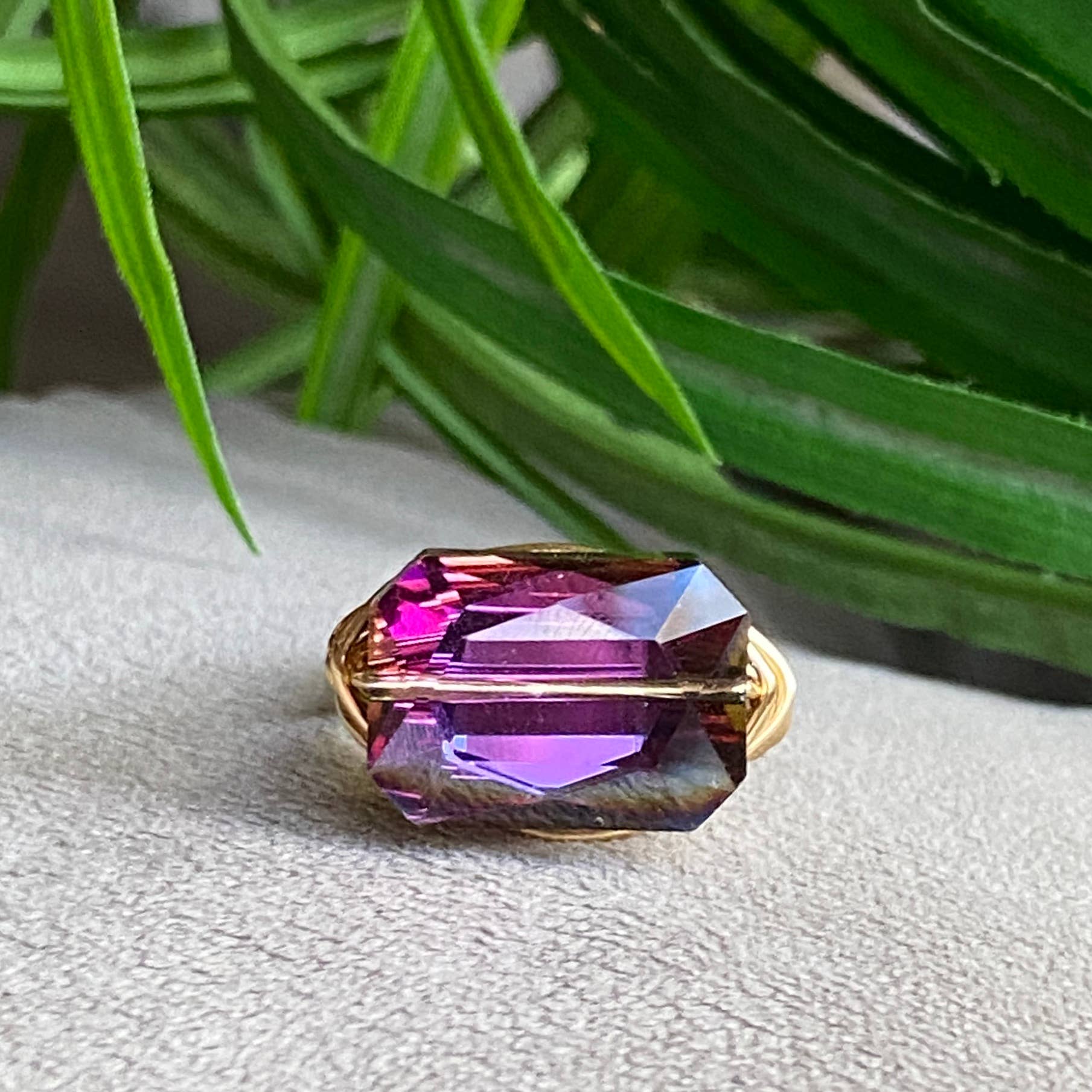 Marble Designs Jewelry – Anel de cocktail/declaração por atacado – Crystal Ring Cocktail Statement Fio Prata Envolvido3