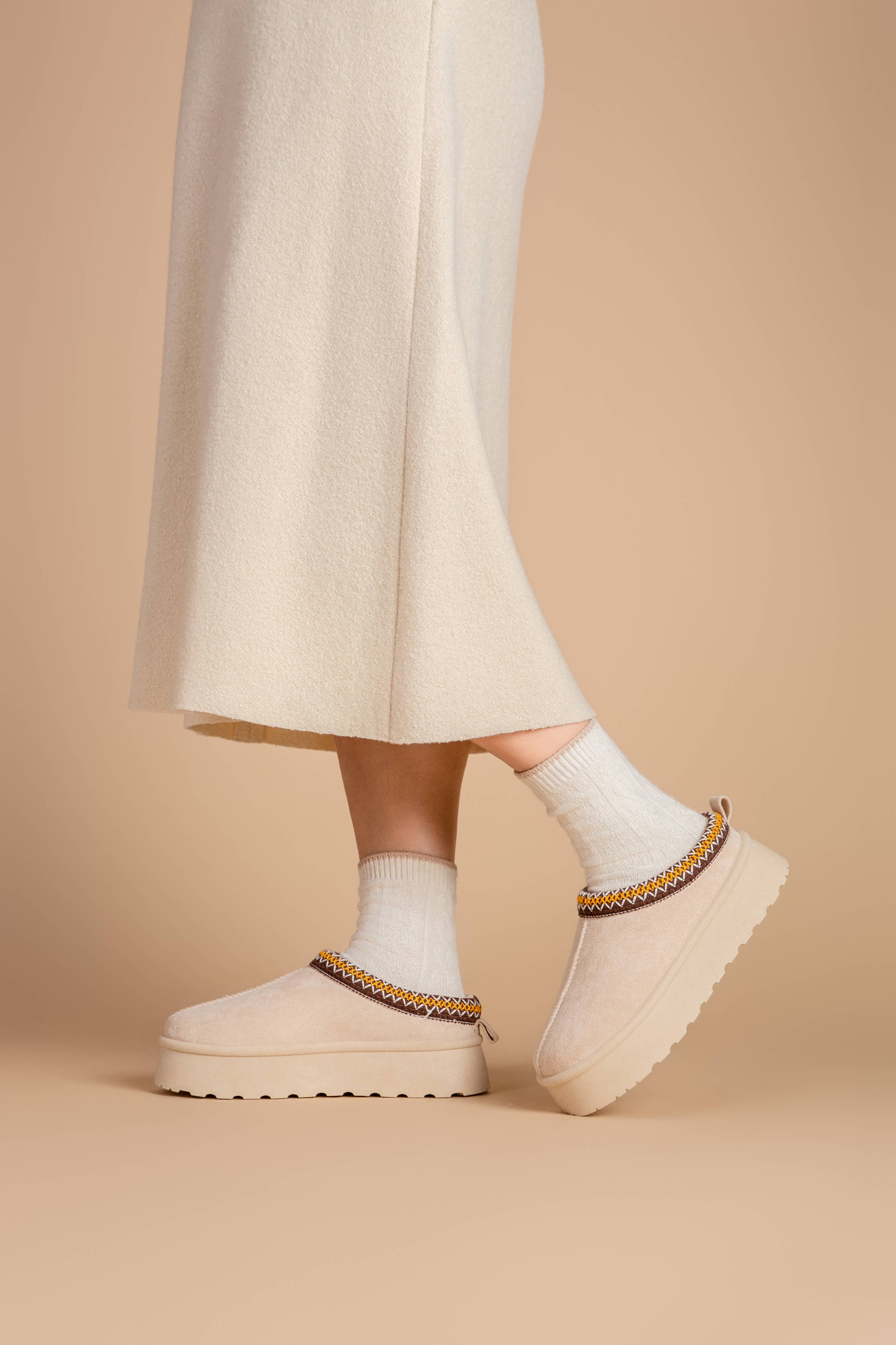 LADY GLORY - Wholesale Slippers - Women's - Fur-lined slippers2