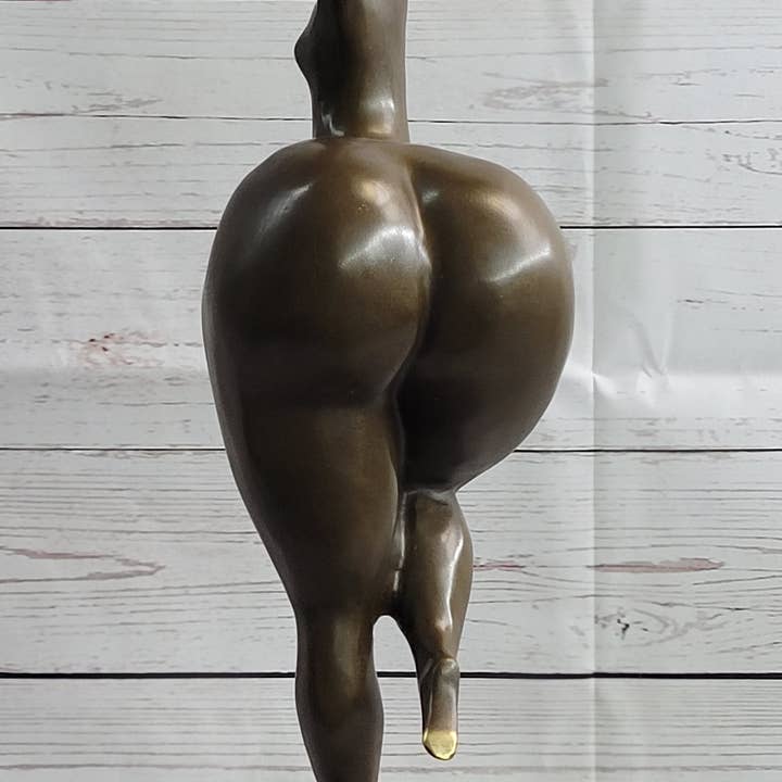 Bronzhaus - Wholesale Sculpture - Curvy Woman Fertility Dancer Female Figure Sexy Bronze Sculpture Statue Original Art