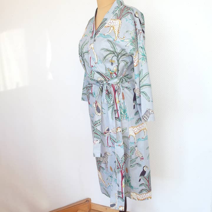 Kimono in 100% Baumwolle mit exotischem Tierprint für den Großhandel von indradanush - art of textiles