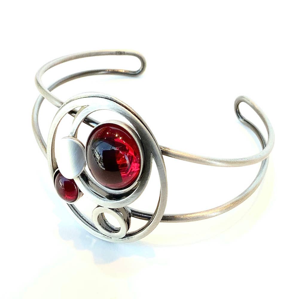 Christophe Poly / Crono Design - Vente Bracelet manchette - BRACELETS (B) - Manchette en fil en tailles 1 et 2, toutes deux ajustables0