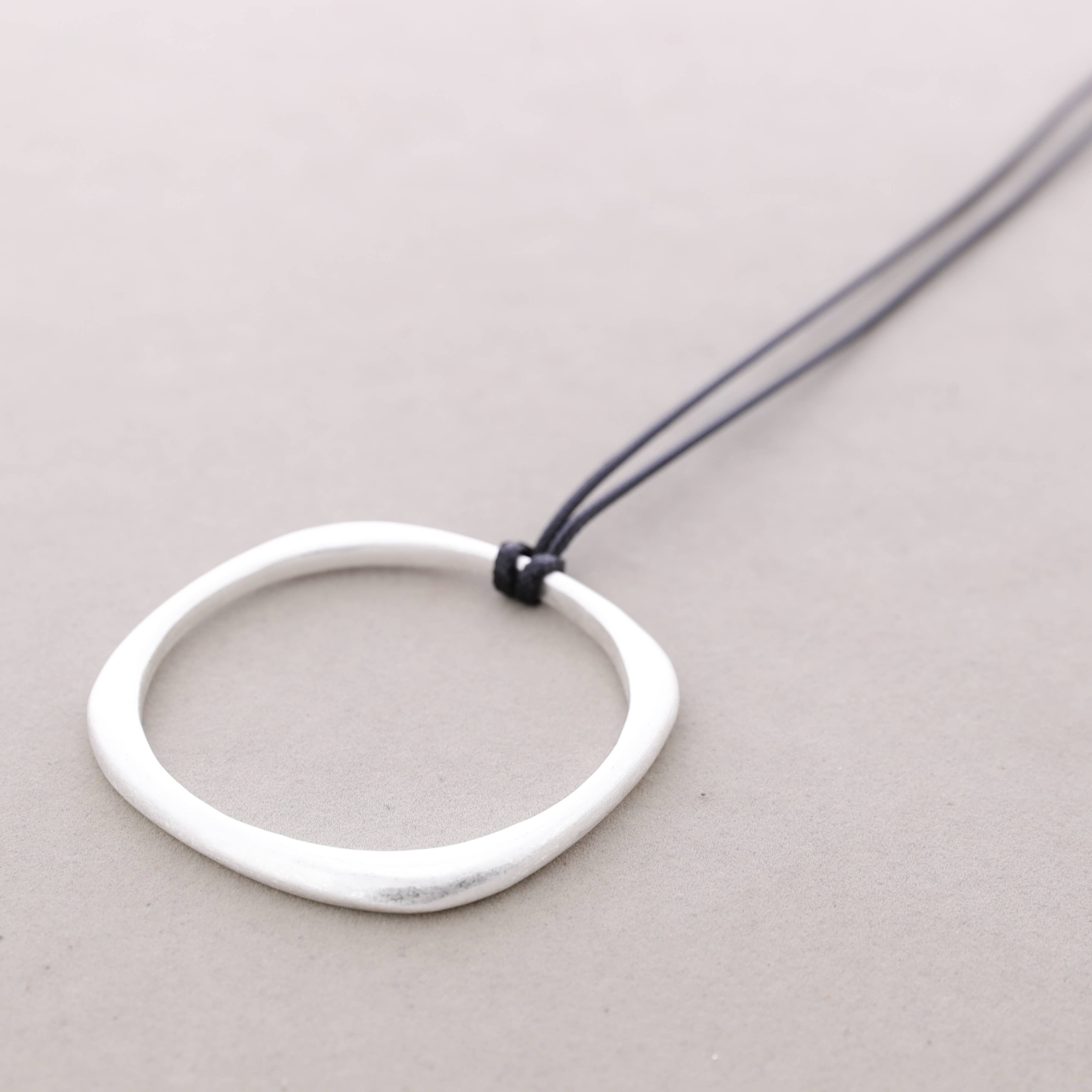 Sonata - Wholesale Snap Jewelry - Long Pendant Ring Metal Necklace3