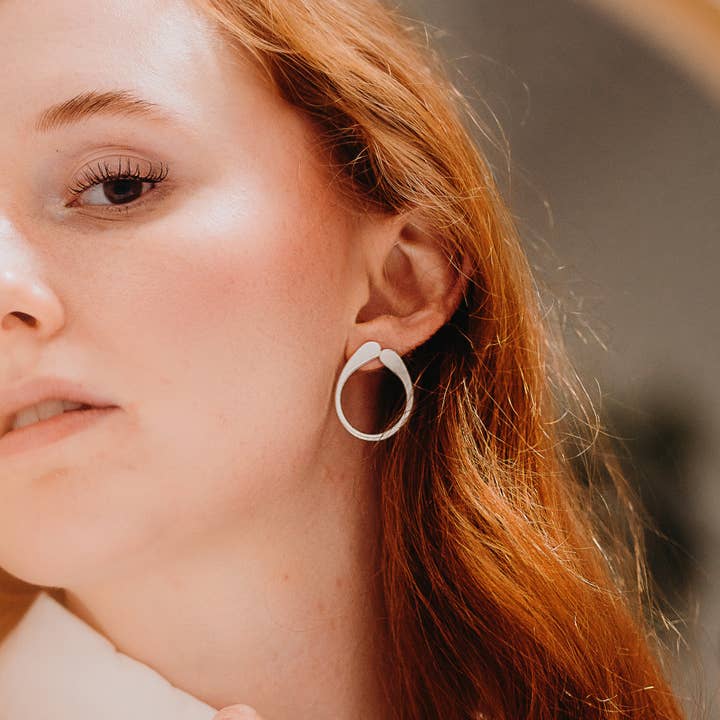 Love Lori Michelle Jewelry - Vente Créoles - Les boucles d'oreilles créoles Drip Fluid8