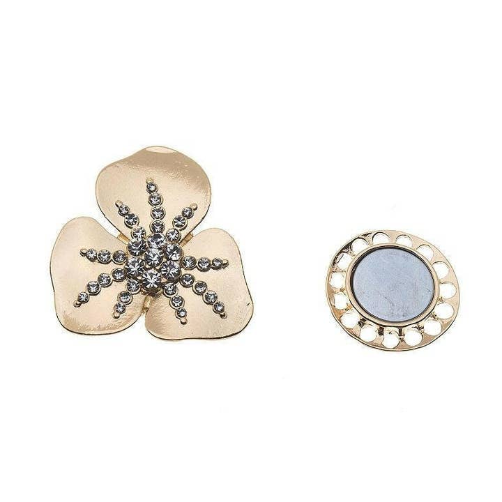 Broche met bloemen voor wholesale door Fox by Ren GmbH