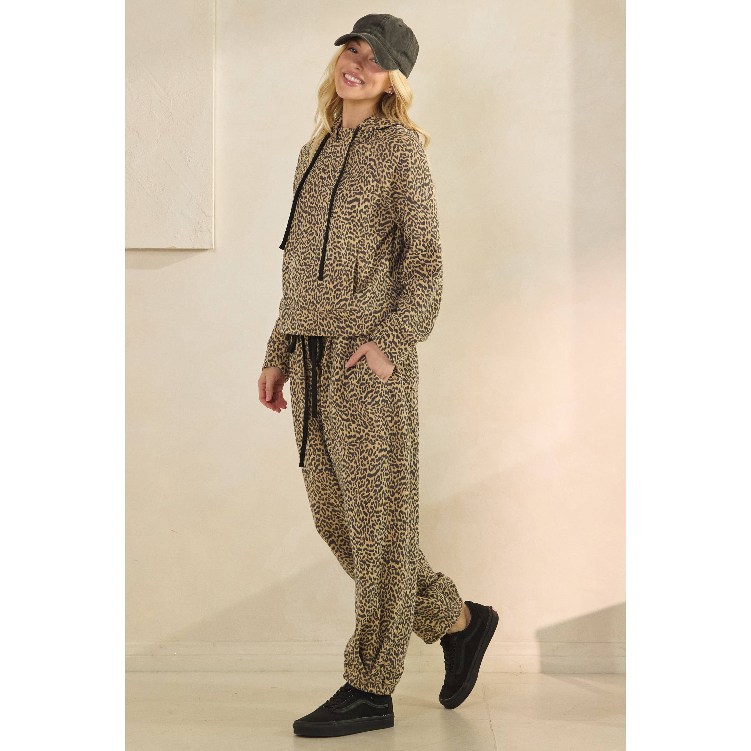 Veveret - Wholesale Pants - Women's - Printed French Terry Pants51