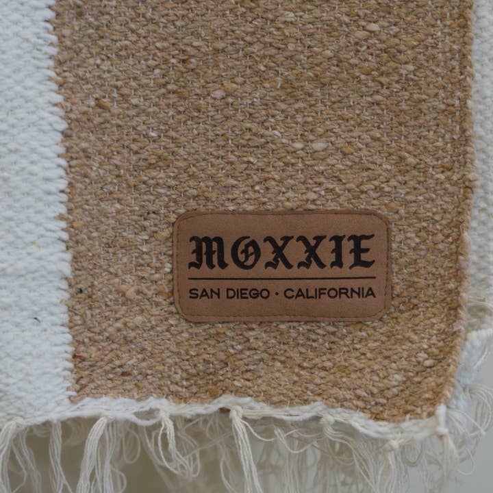 Natural Checkered Baja Blanket for wholesale on Faire5