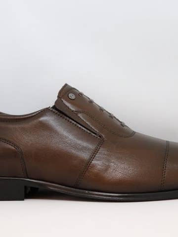 Gregory — Dunkelbraun für den Großhandel von Nina Armando