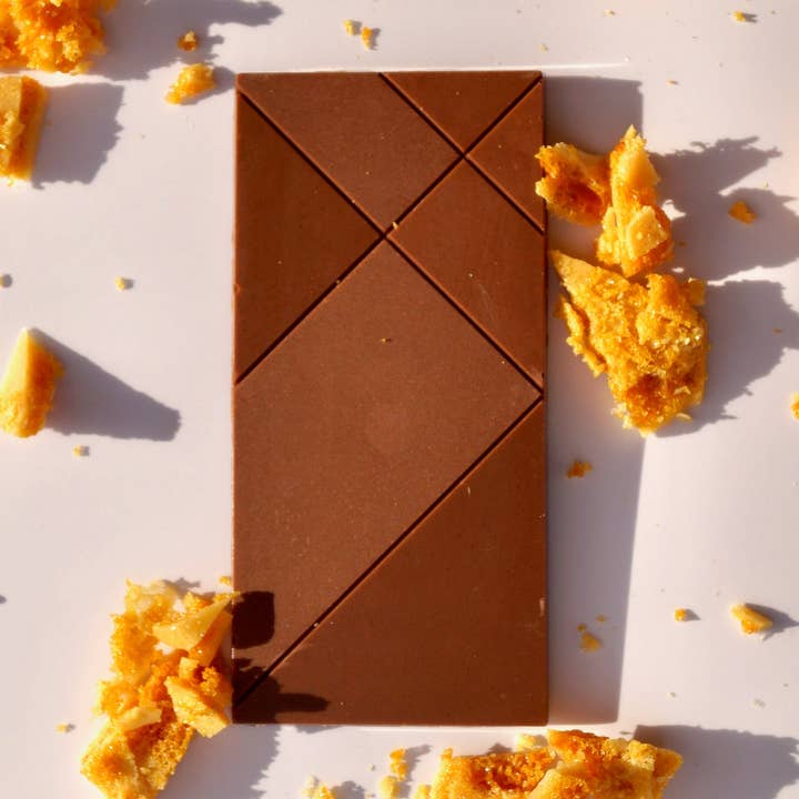 Milk Chocolate Honeycomb Tablette (Chocolate Block) for wholesale by Studio Cocoa
