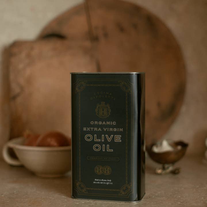 Organic Extra Virgin Olive Oil Tin for wholesale by Cucina Cipoletti