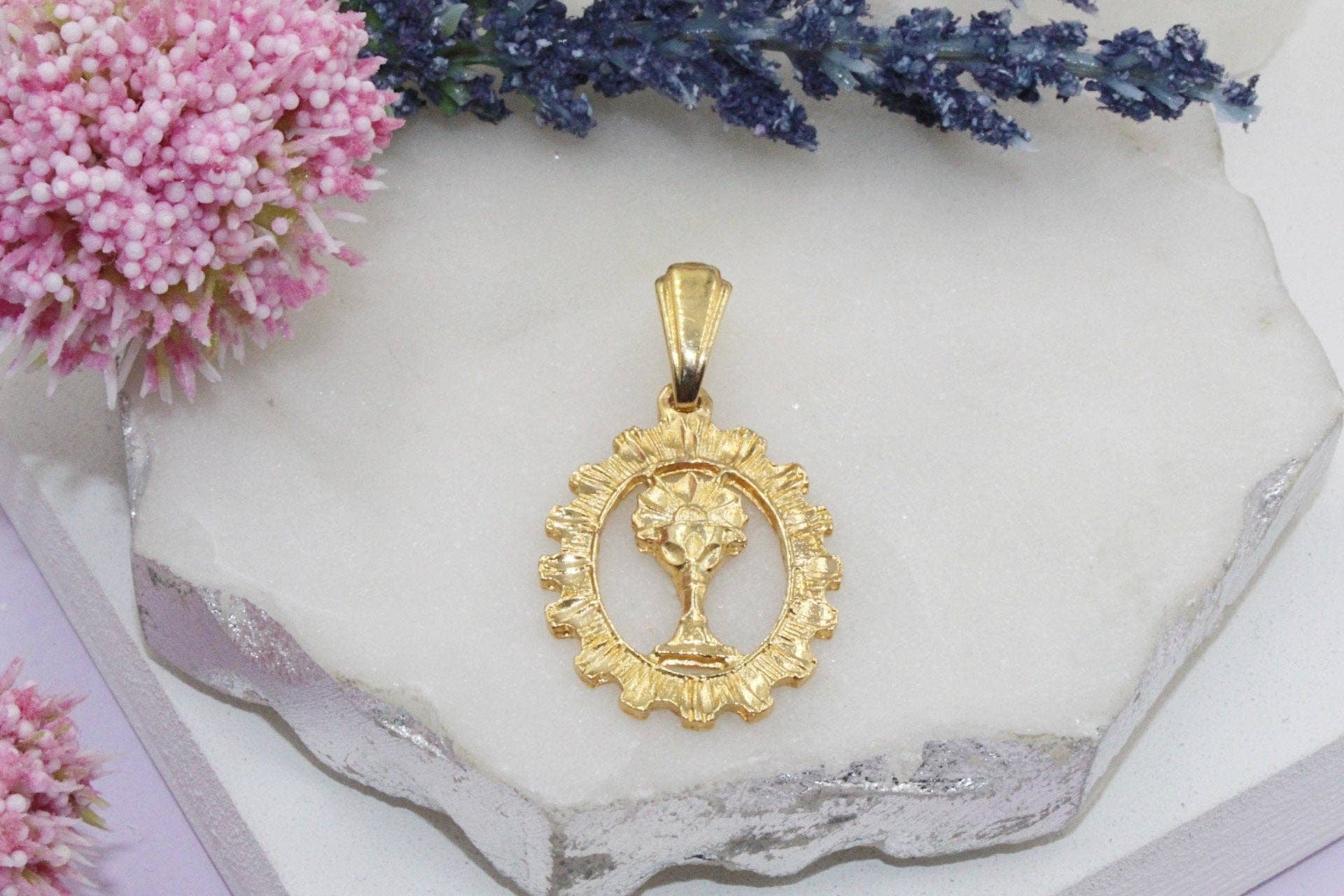 Cherie by Cherie - Wholesale Individual Charm/Pendant - First Communion Cup Medallion Pendant0