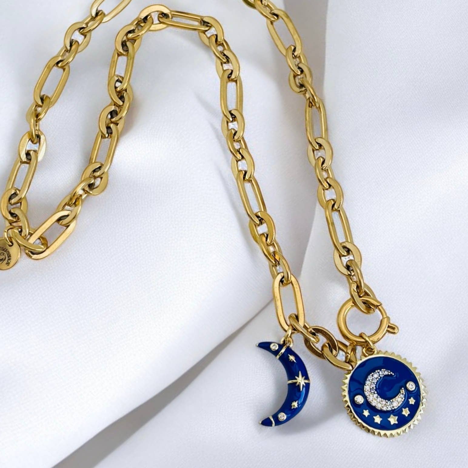 Huracan - Wholesale Pendant/Charm Necklace - Noche necklace0