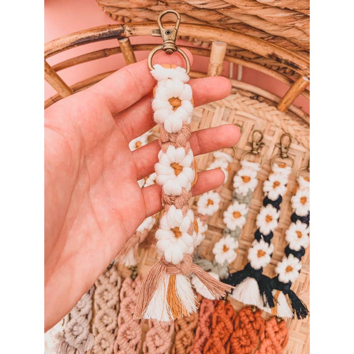 Sunset Macrame & Apparel – Porta-chaves - Mulher por atacado – Chaveiro Daisy Macrame/Chaveiro/Chaveiro Macrame