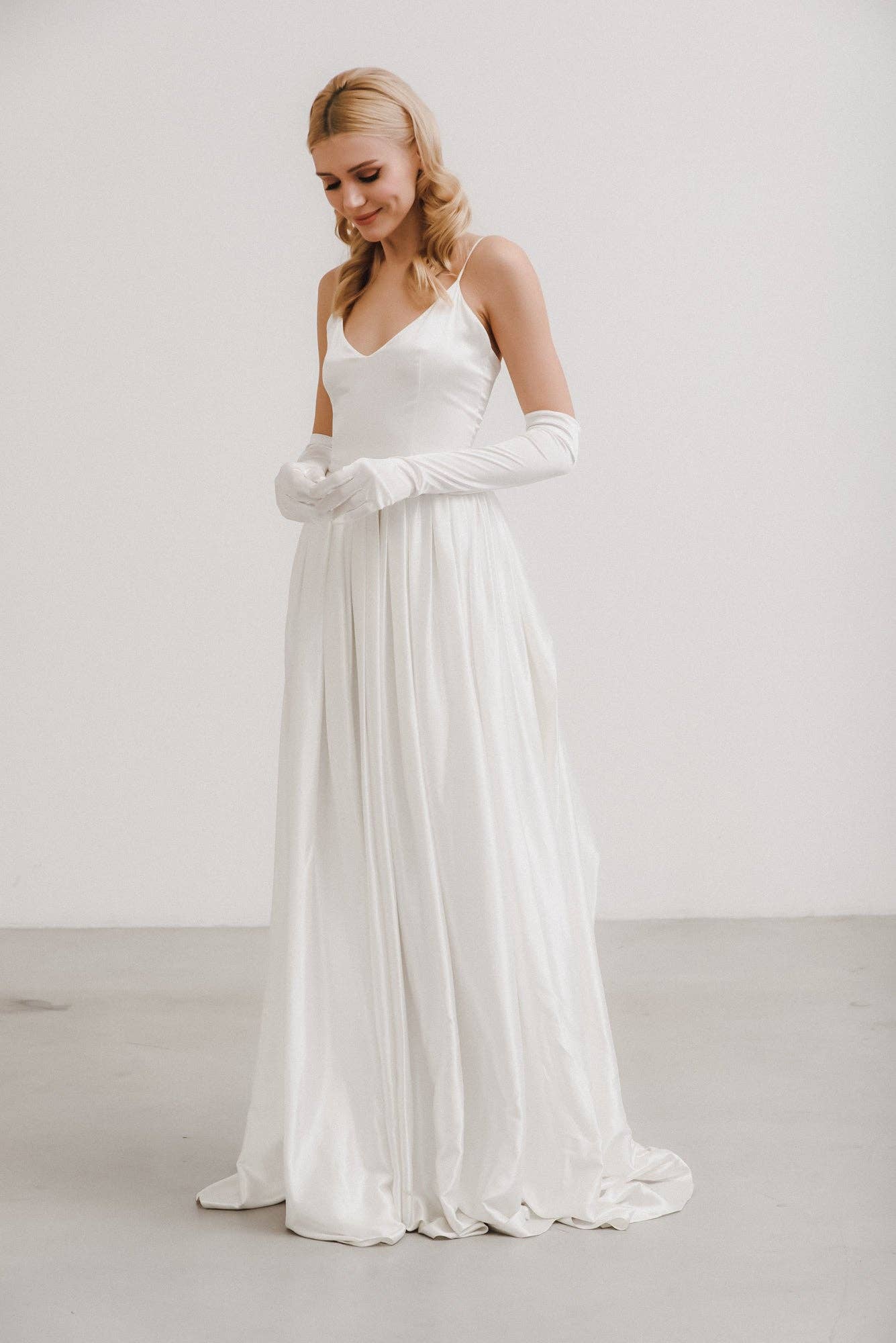 Heirloom Bridal Company - Wholesale Gloves - Women's - Rae Satin Gloves6