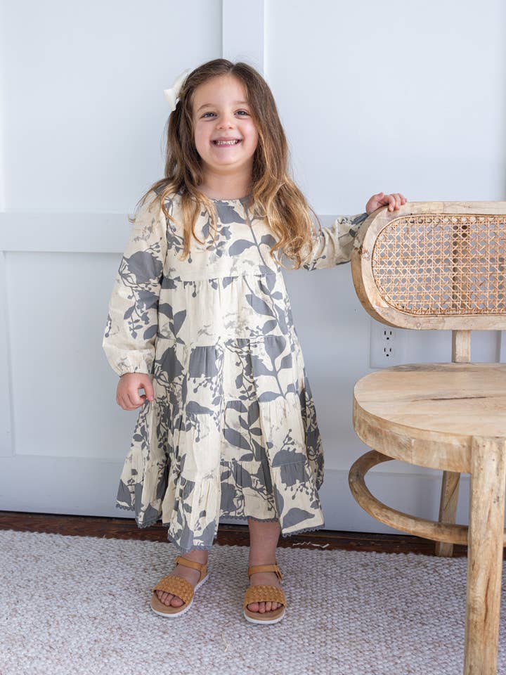 Robe à manches longues à plusieurs niveaux imprimée Grey Leaf : Bébé : Bébé : Bébé : Bébé : Bébé : Tout-petit : Préadolescent : Enfants pour la vente par Yo Baby