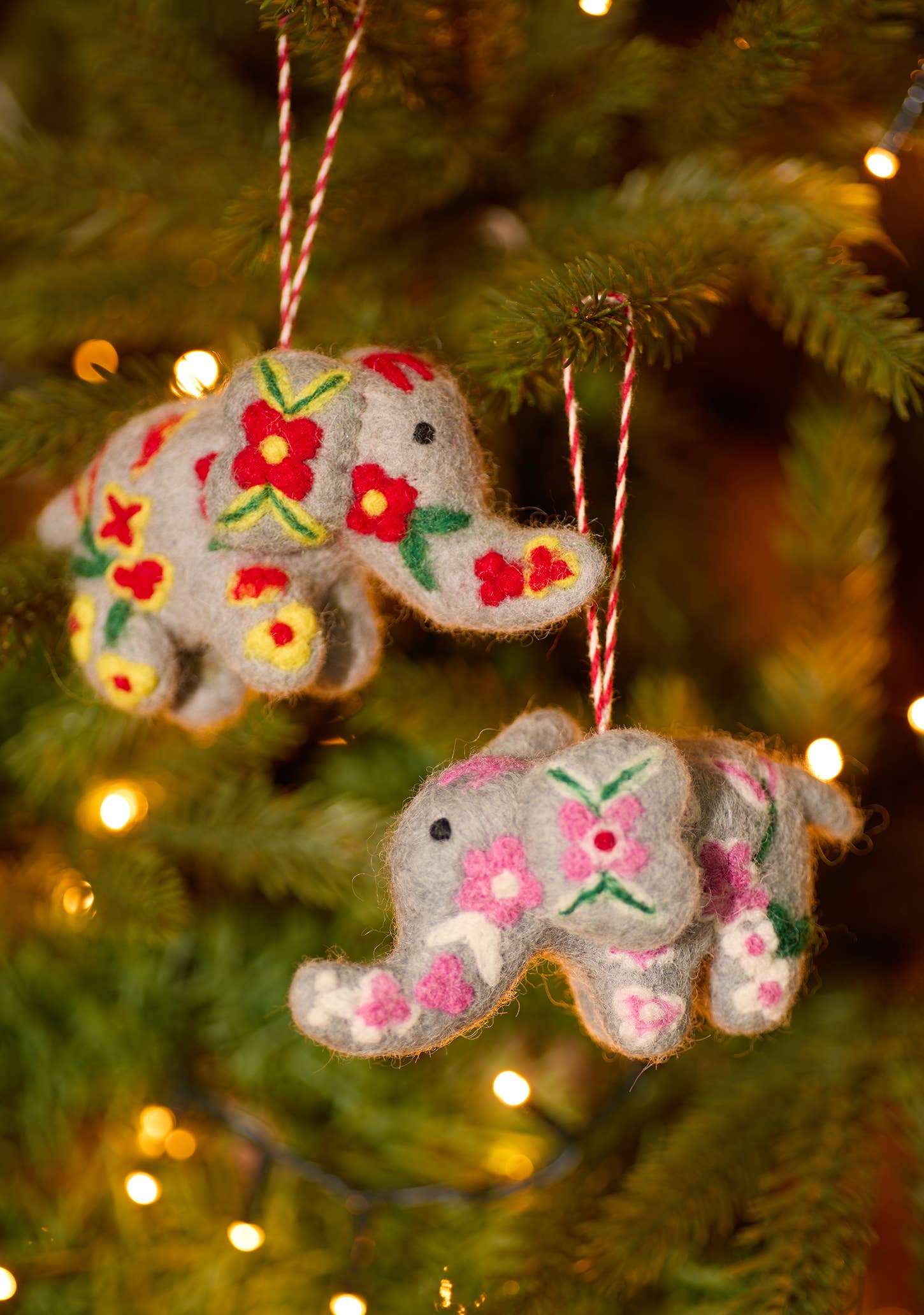 Namaste - Wholesale Christmas decoration - Embroidered Felt Elephant Decoration