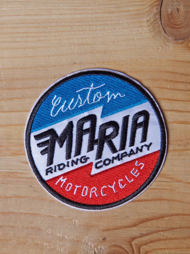 La toppa blu e rossa - MRC per la vendita all'ingrosso da parte di Maria Riding Company