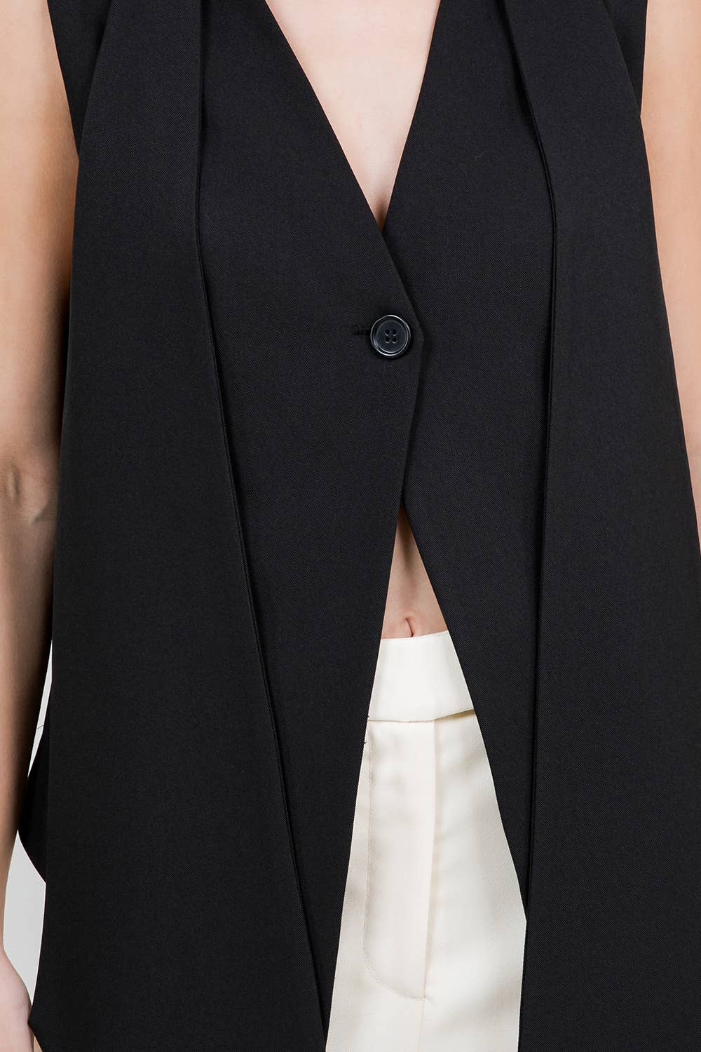 Noir GILET SANS MANCHES TISSÉ AVEC ÉCHARPE ATTACHÉE - NOIR en vente sur Faire6