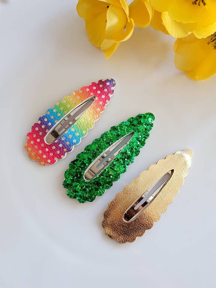 2.5" Scallop Teardrop Snap Clip 3pak-Gold Rainbow Dot for wholesale by Dainty Delights Creations