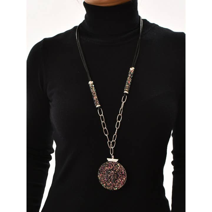 Victoria Moda - Wholesale Pendant/Charm Necklace - Long necklace with sparkles