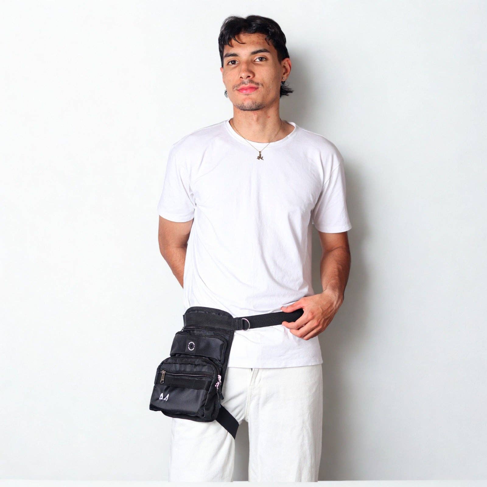 AkraCreations - Wholesale Pet Treat Bag - Dog - Slim Fit Thigh Treat Bag – Dog Training Pouch10