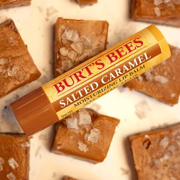 Baume à lèvres hydratant au caramel salé for wholesale by Mediatic Labs