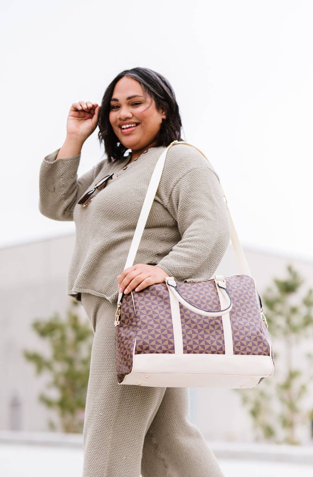 modern and chic - Wholesale Weekender Bag - Women's - Ella Overnighter1