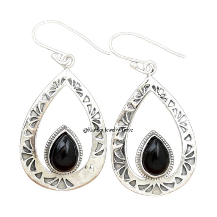 Boucles d'oreilles style vintage en argent sterling 925 pour femme et fille pour la vente par Kanika Jewelry Trove