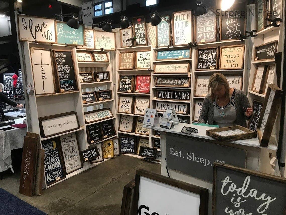 STRONG N FREE CDN - Wholesale Graphic Sweatshirt - Women's - Manifest That Shit, Law of Attraction, Positive Quote5