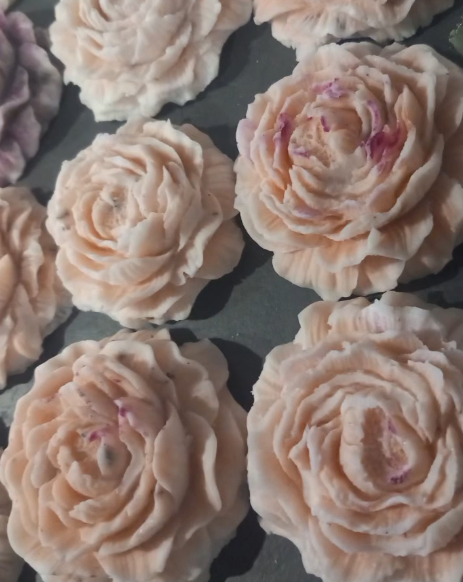 Magnolia gift - Wholesale Novelty Candle - “Peony” Soy Wax Candle2