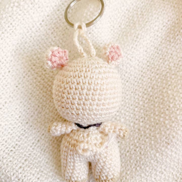 miniwhale studio – wholesale Keychain – Child – Hand-Made Crochet Cow Keychain / UKCA-CE Certified