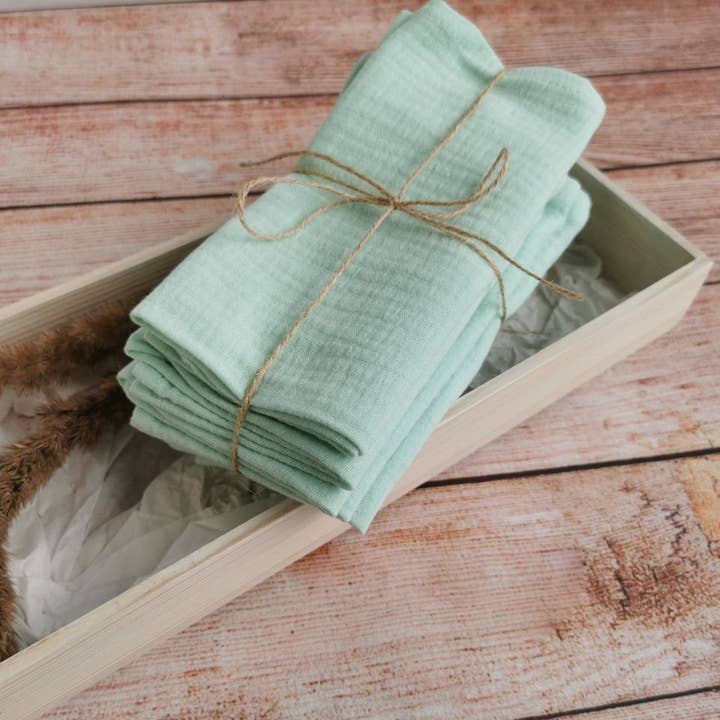 Bloom Pads - Wholesale Dinner & Cloth Napkin - Organic cotton muslin napkin Set of 5, Range of colors1