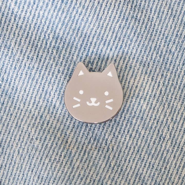 Everyday Olive - Wholesale Lapel Pin/Button - Kitty Pin5