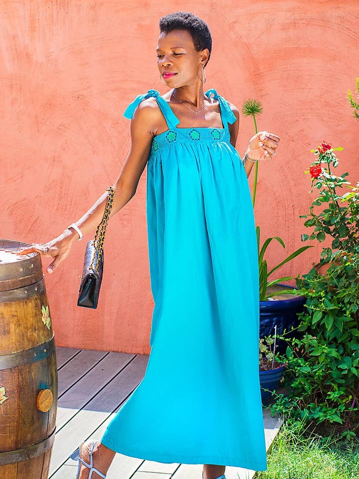 Abito in popeline di cotone organico Lagoon, guipure blu per la vendita all'ingrosso da parte di Kalyca