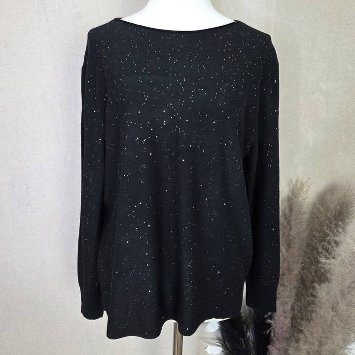 Fine knit classic cosy jumper with subtle sequin detail (M) for wholesale by Tempest Designs