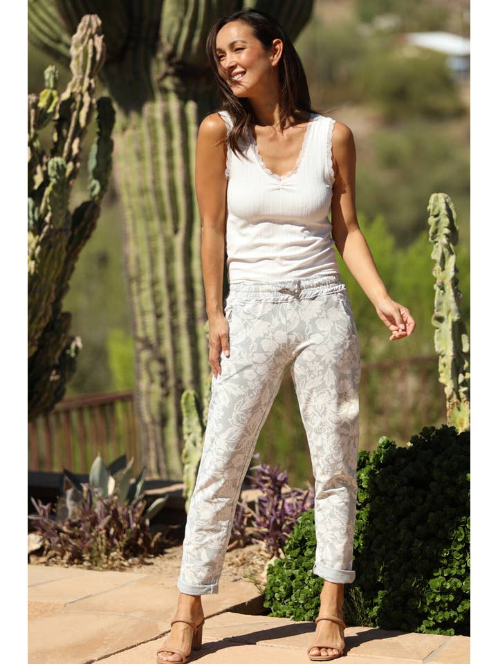 Nostalgia - Wholesale Pants - Women's - NP746-BW74 FLORAL PRINT JOGGER PANTS13