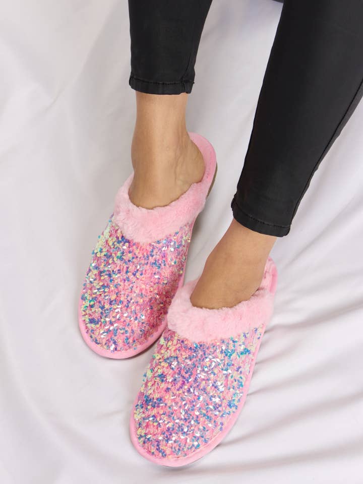 Forever Link Sequin Plush Round Toe Slippers for wholesale by ClassiQ