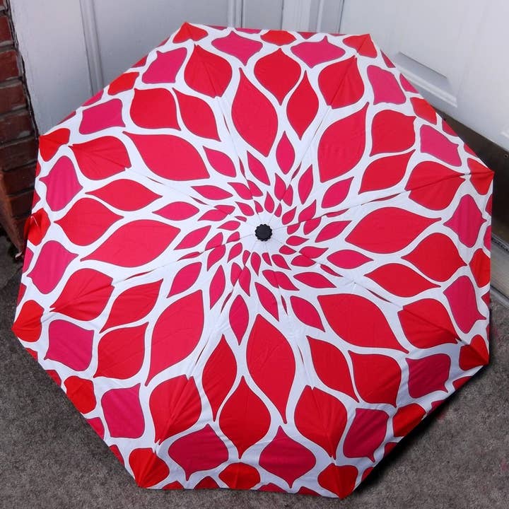 Compact Spring Umbrella with UV- White Flower Bloom for wholesale by GirlzNDollz