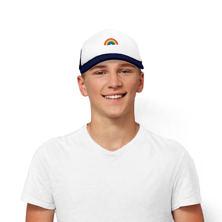 Dalix - Venta al por mayor Gorra trucker - Unisex - Gorra de camionero Dalix bordada con arcoíris para hombre y mujer70