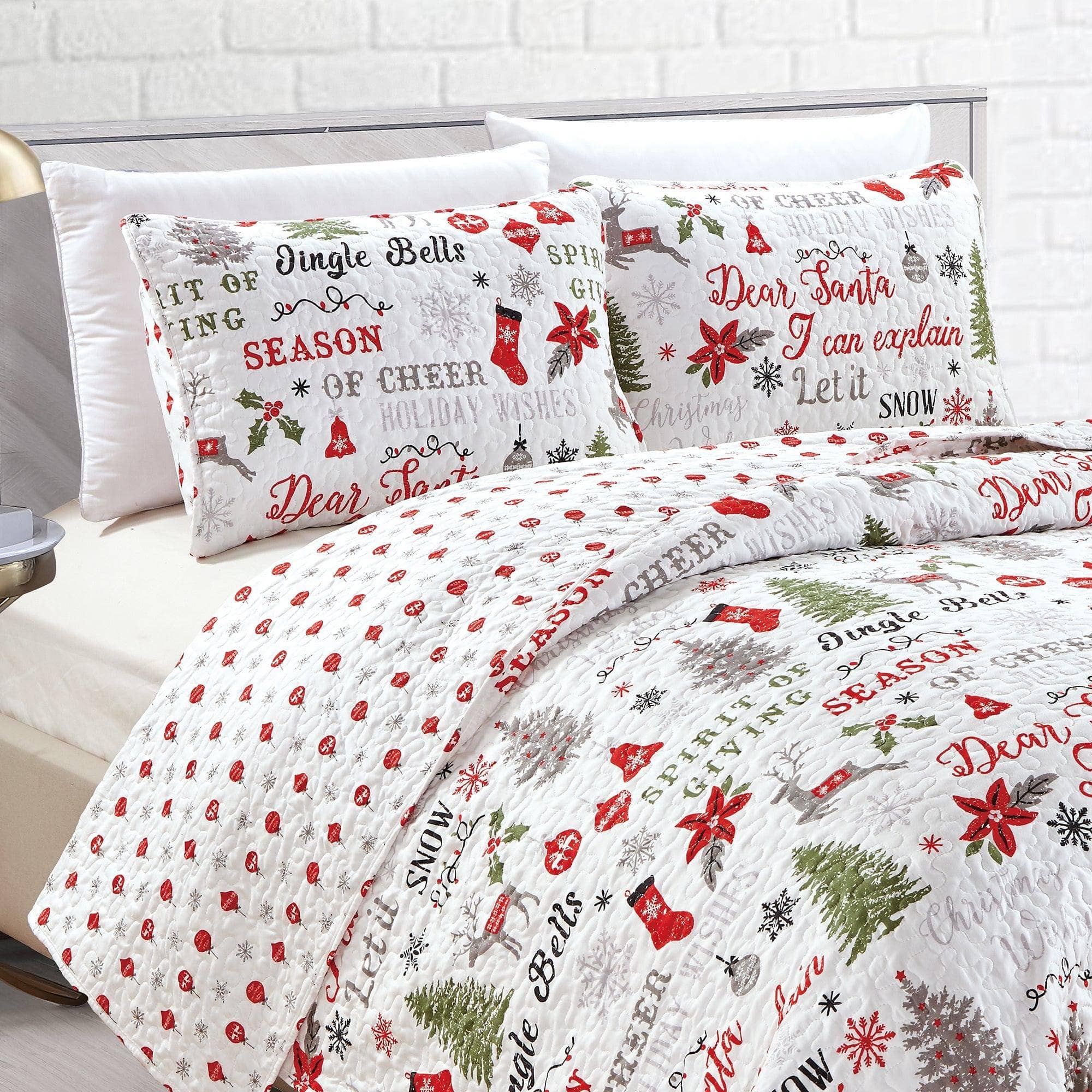 Holiday 3 Piece Quilt Set - Carol Collection for wholesale on Faire2