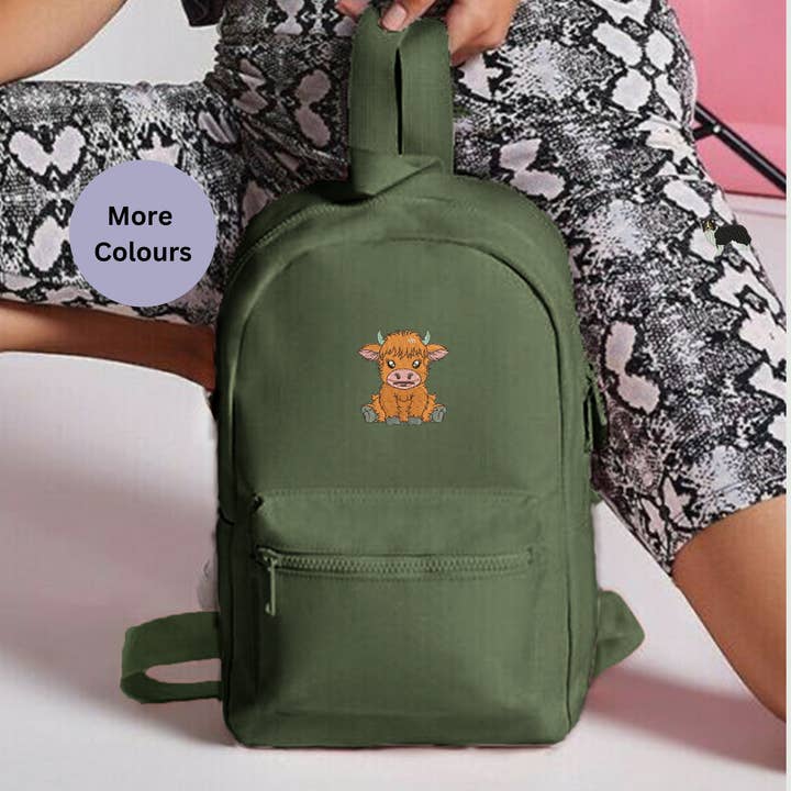 Söt Highland Cow Broderad unisex mini ryggsäck för wholesale av Thread and Needles Co