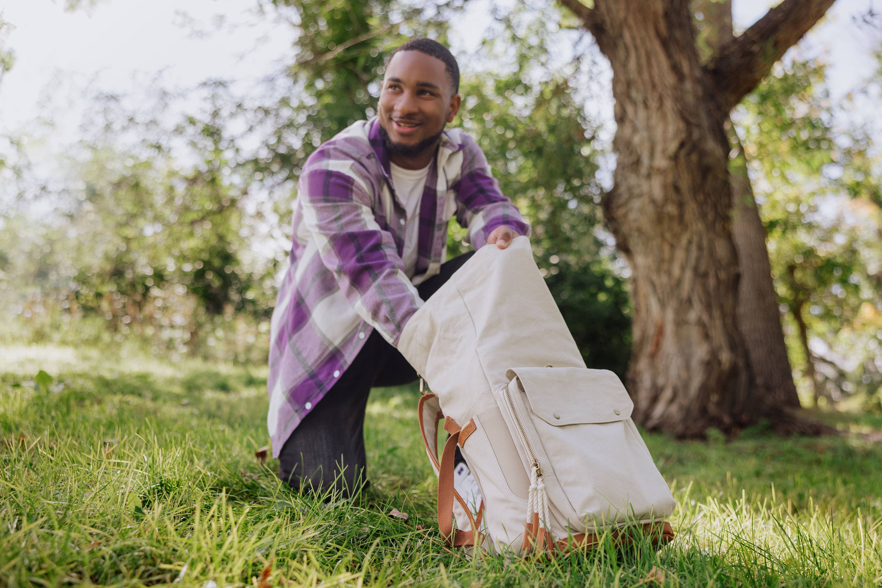 Picnic Time Family of Brands - Wholesale Cooler/Cooler Bag - Carmel Roll Top Picnic Backpack Cooler with Components9