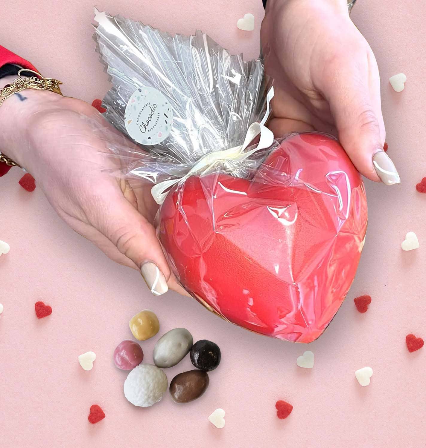CHOCODIC – Großhandel Schokoladenschachtel – 3D rotes Herz aus 73 % Zartbitterschokolade zum Valentinstag – CHOCODIC1