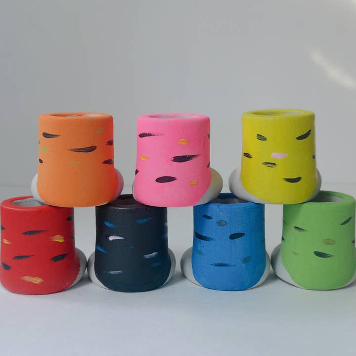 Weii Life Inc. - Wholesale Plant pot - Cute Concrete Cat Paw Planter-Cement Mini Succulent Pot1