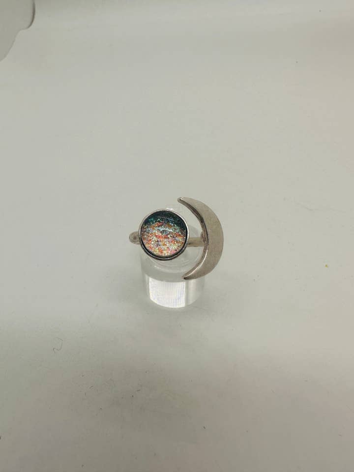 Bague ajustable Moon pour la vente par Ally Glass Studio