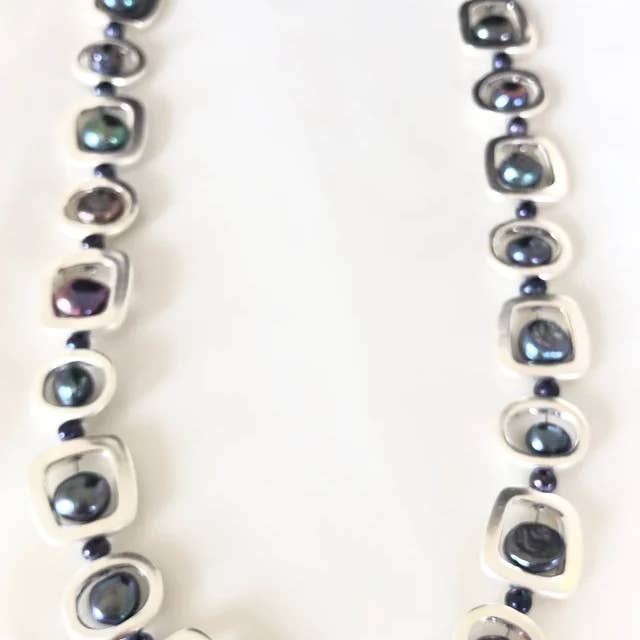 Studio G - Wholesale Beaded/Pearl Necklace - Modern Necklace with Freshwater Pearl