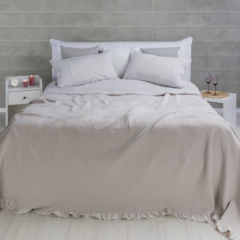 UNOCASADESIGN - Wholesale Deken - Vigo Stonewashed katoenen sprei met ruches32